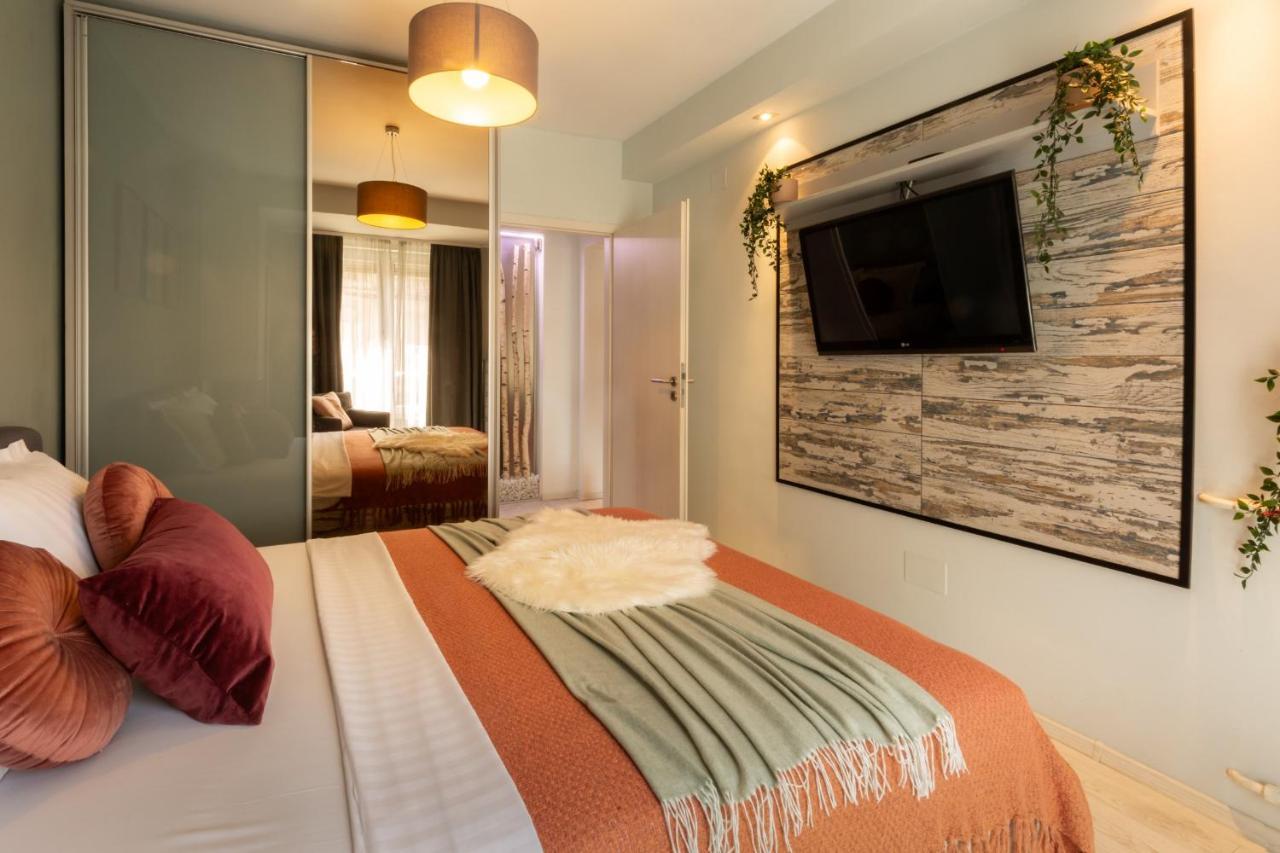 Modern 1Br Apt In The Old Town: The Perfect Choice Bucharest Exterior photo