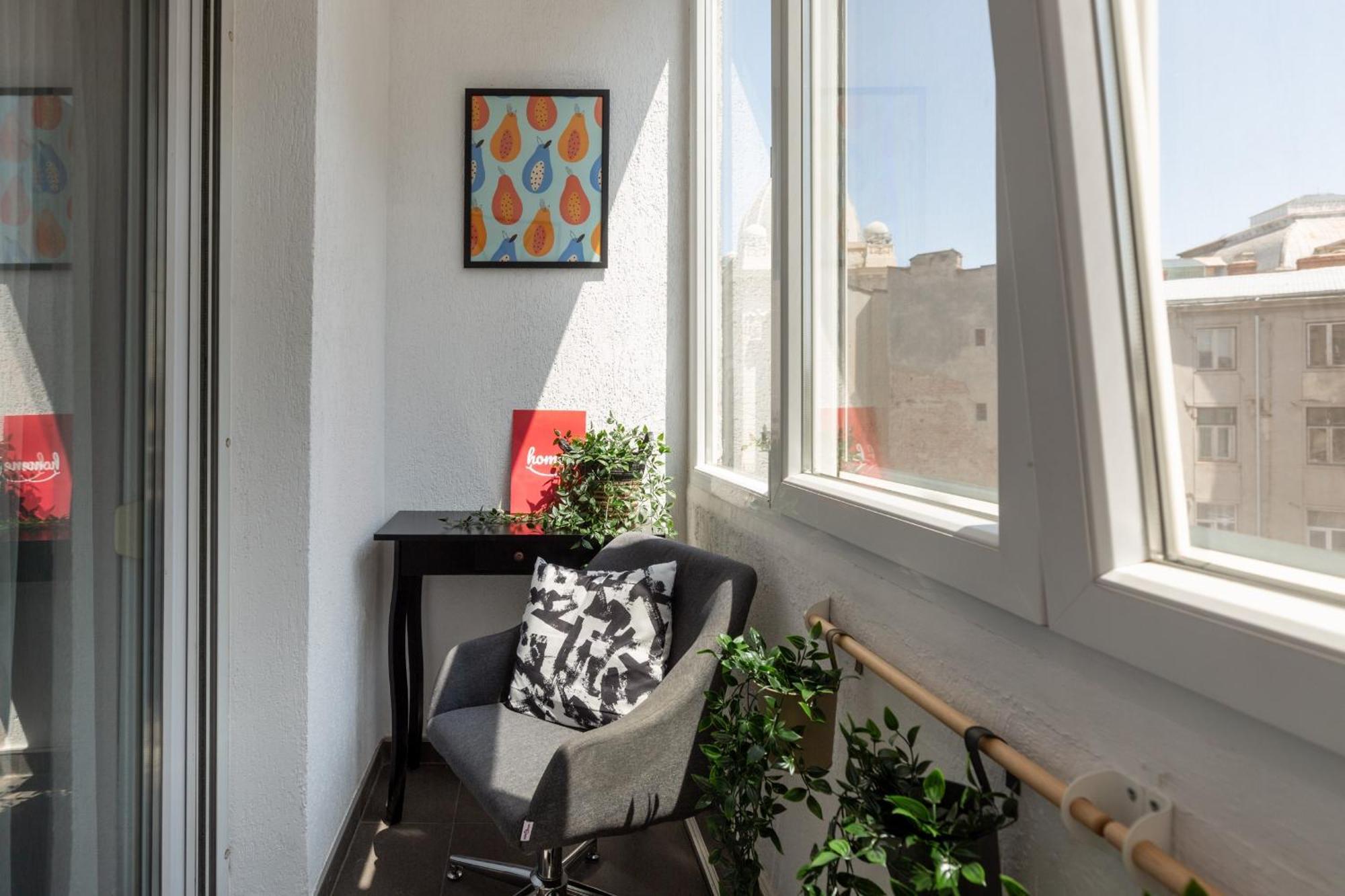 Modern 1Br Apt In The Old Town: The Perfect Choice Bucharest Exterior photo